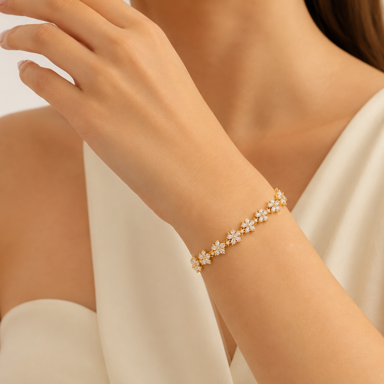 Pulseira Jardim de Zircônias Banhada a Ouro 18k com Zircônnias - 16 cm Fecho Gaveta