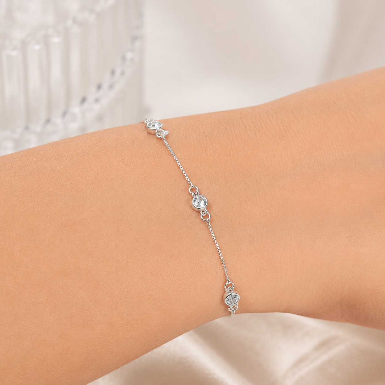 Pulseira Veneziana Ponto de Luz Folheada a Prata com Zircônias 15 cm + 4 cm (Alongador)