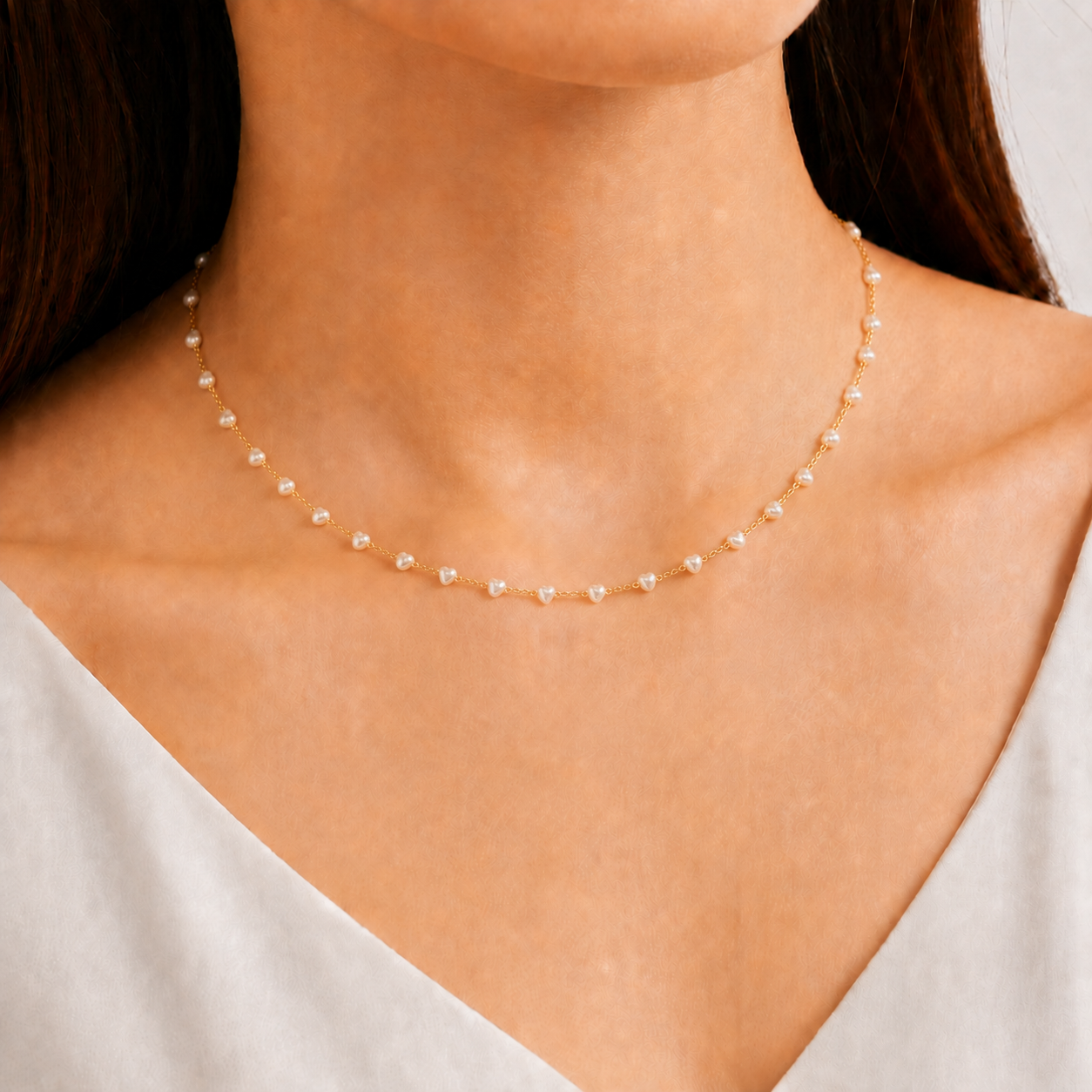 Colar Pérolas de Coração Elo Coração Banhado a Ouro 18k - 35 cm + 3 cm (Alongador)