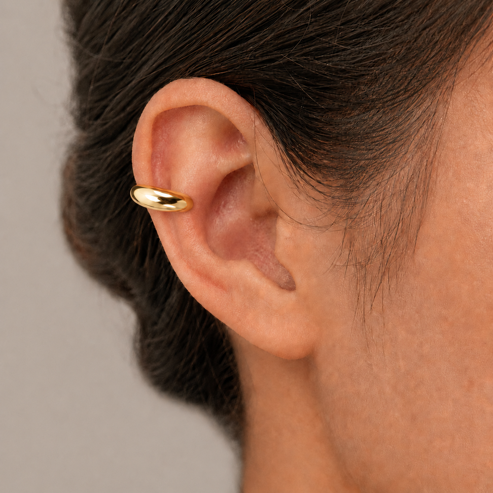Brinco Liso Piercing Fake Banhado a Ouro 18k - 1,5 cm