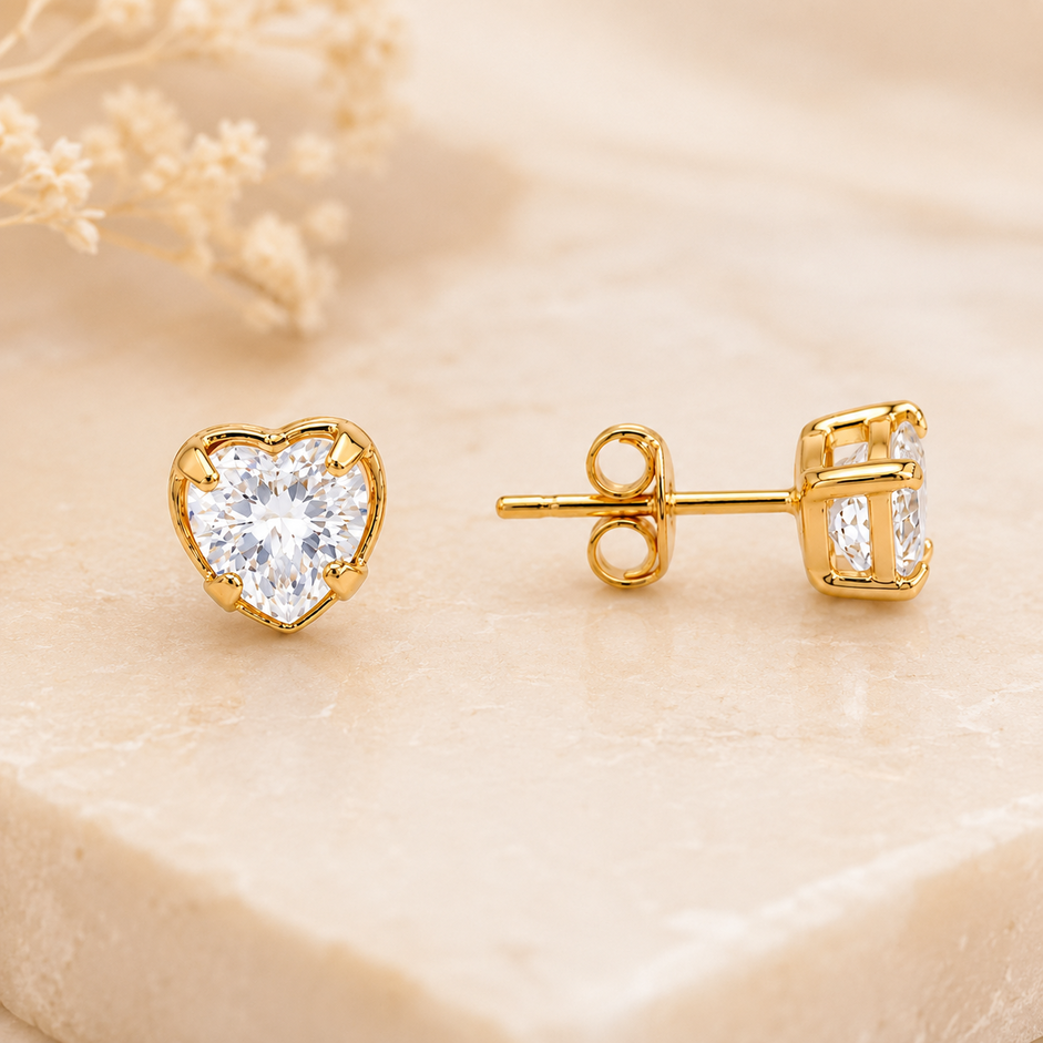 Brinco Coração Ponto de Luz Banhado Ouro 18k com Zircônias - 6 mm