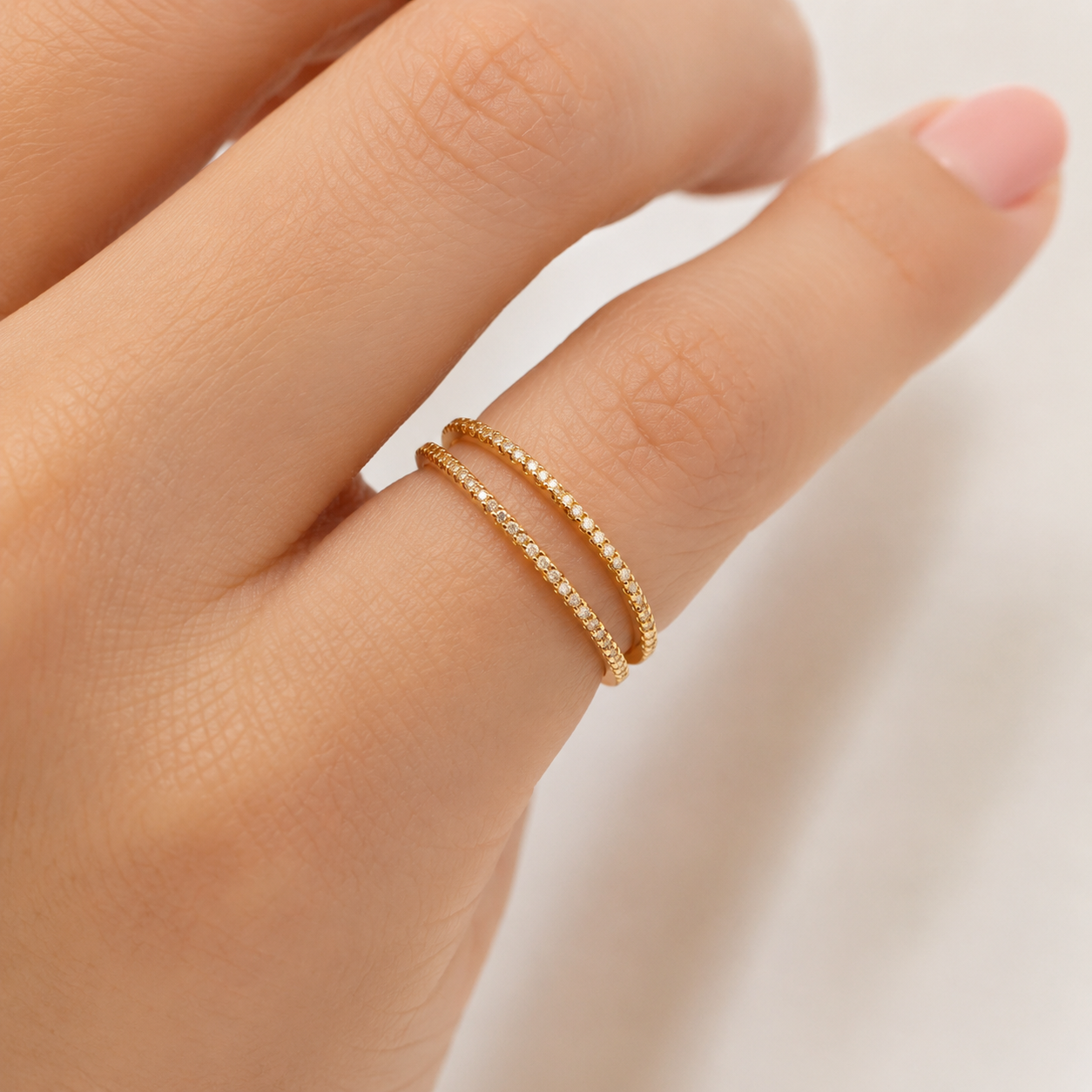 Anel Aparador Cravejado Banhado a Ouro 18k com Zircônias Tam.18