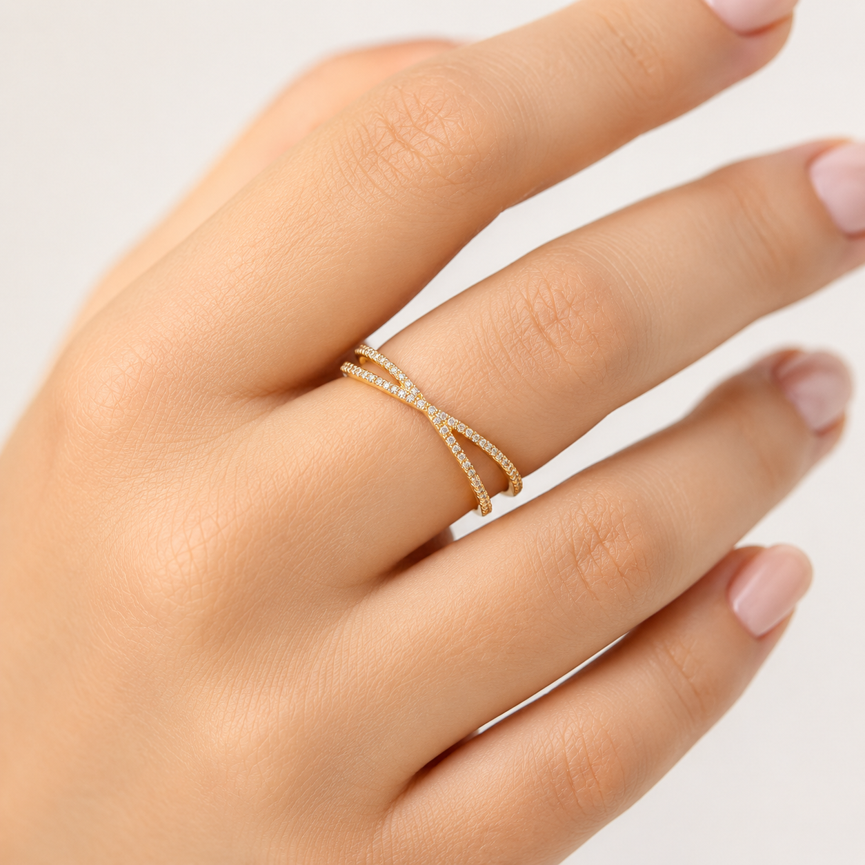 Anel Duplo em X Cravejado Banhado a Ouro 18k com Zircônias Tam.19