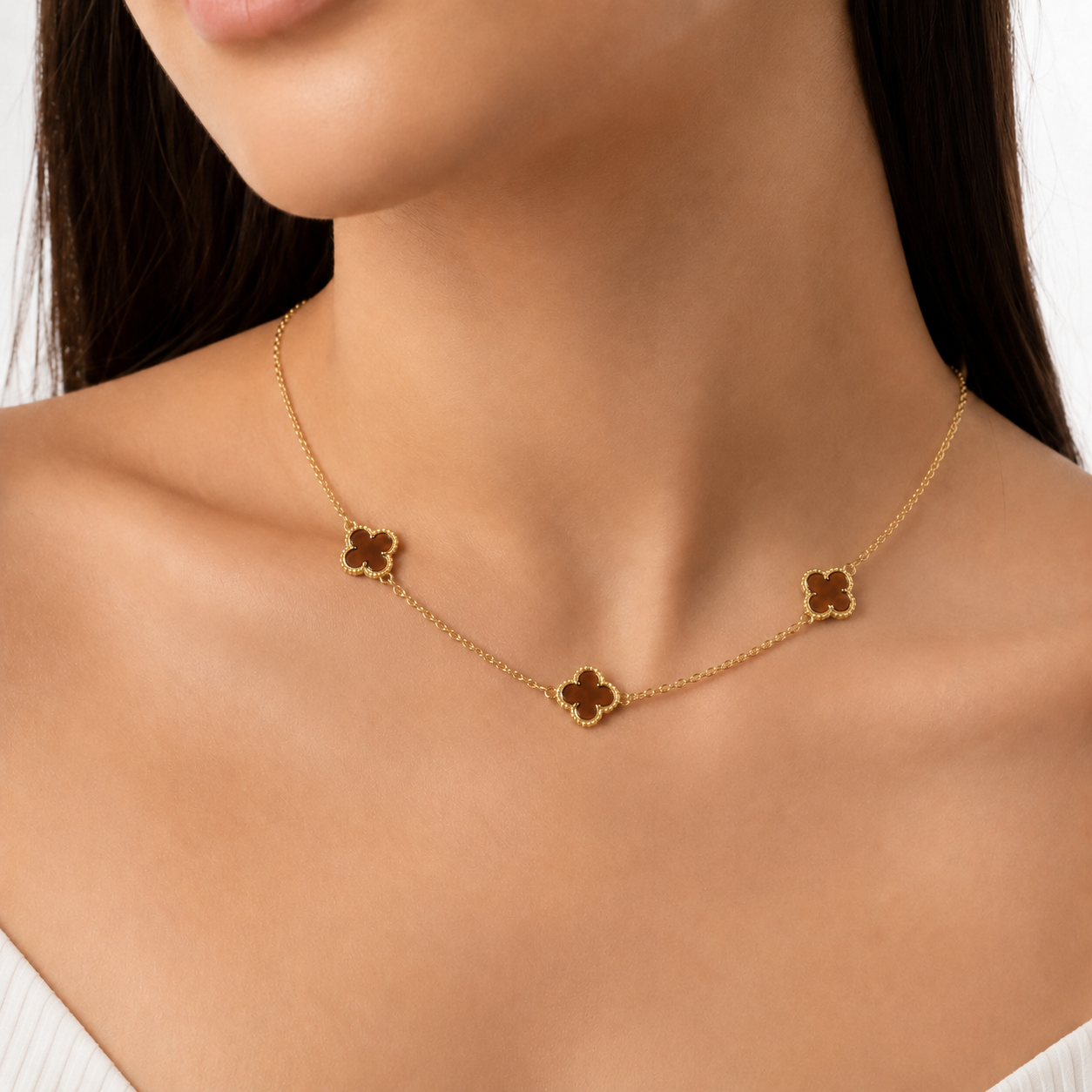 Colar Trevo Marrom Banhada a Ouro 18k - 40 cm + 4 cm (Alongador)