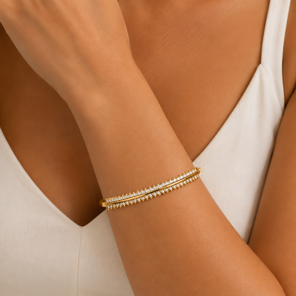 Pulseira Bracelete Detalhe Espinho Cravejado Banhado a Ouro 18k com Zircônias Fecho Click