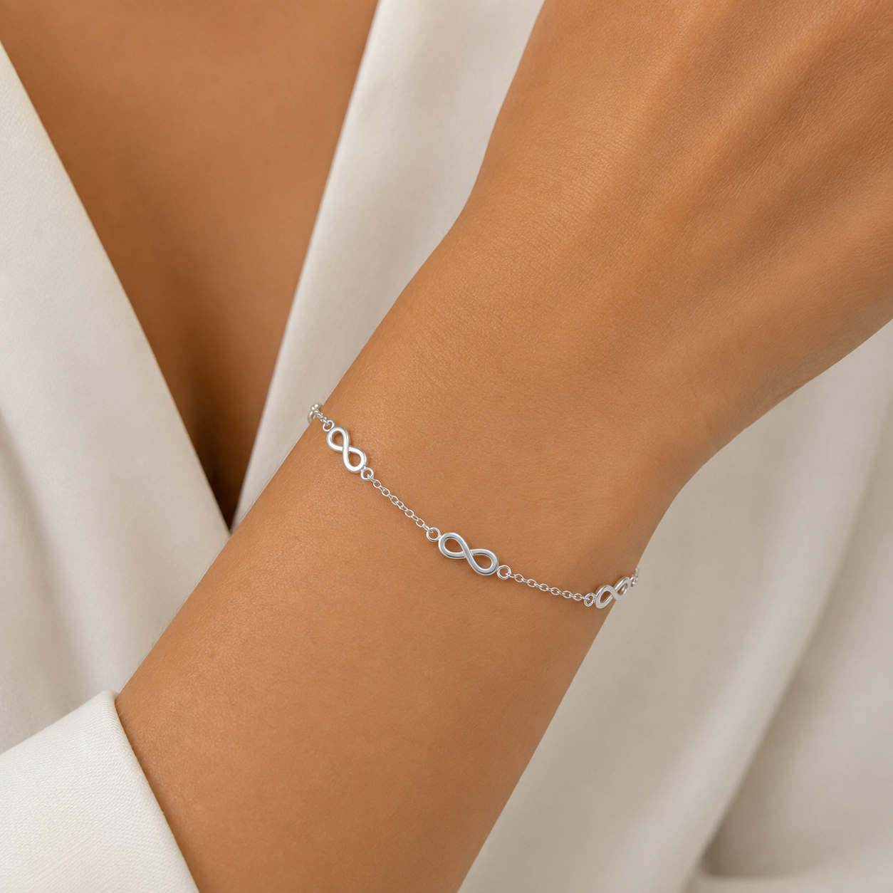 Pulseira Infinito Folheada a Prata - 17 cm + 4,5 cm (Alongador)