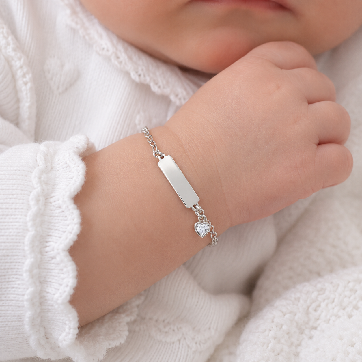 Pulseira Infantil RN Chapa e Ponto de Luz Coração Prata 925 com Zircônia - 9,5 cm + 3,5 cm (Alongador)