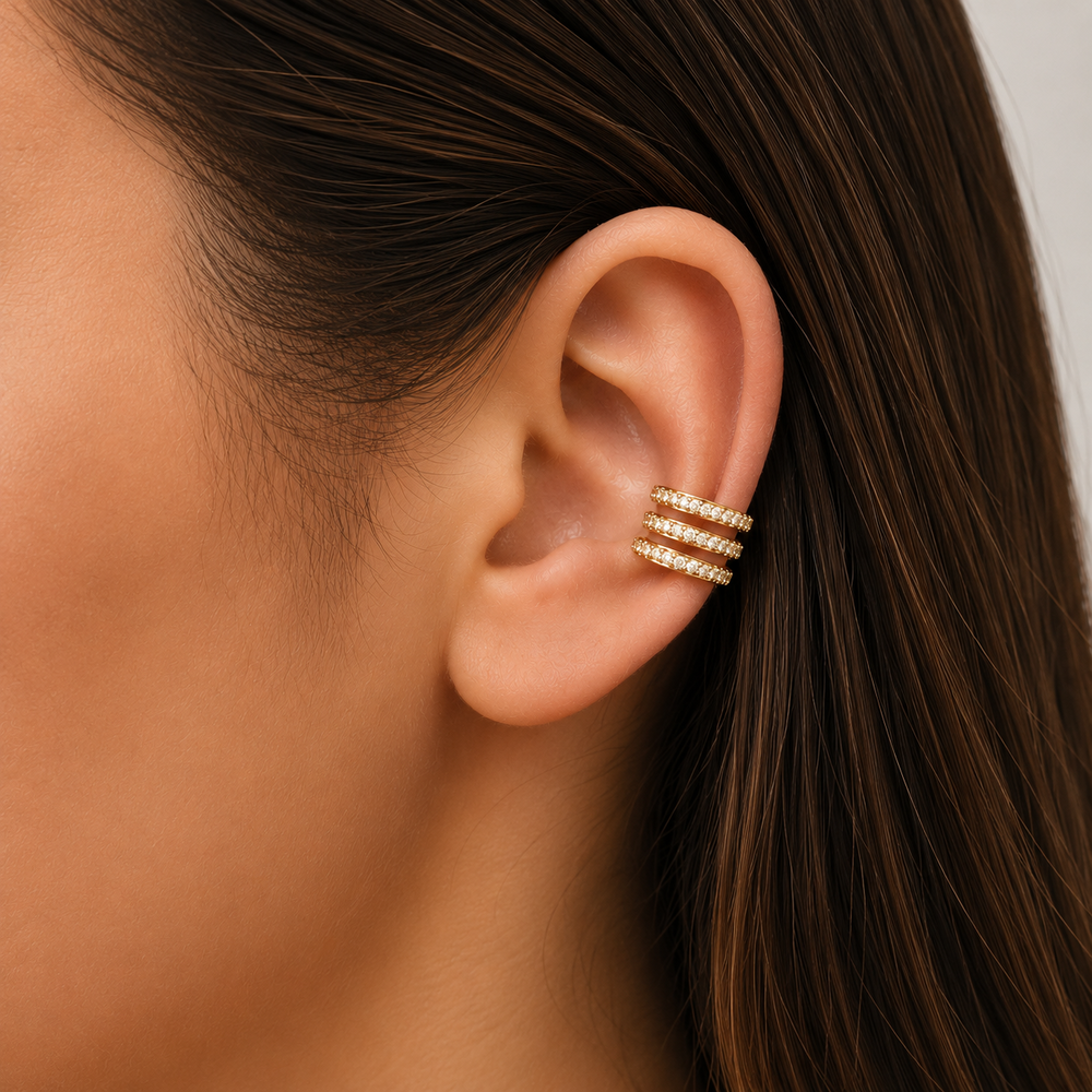 Brinco Cartilagem Piercing Fake 3 Linhas Cravejada Banhado a Ouro 18k - 1,3 cm