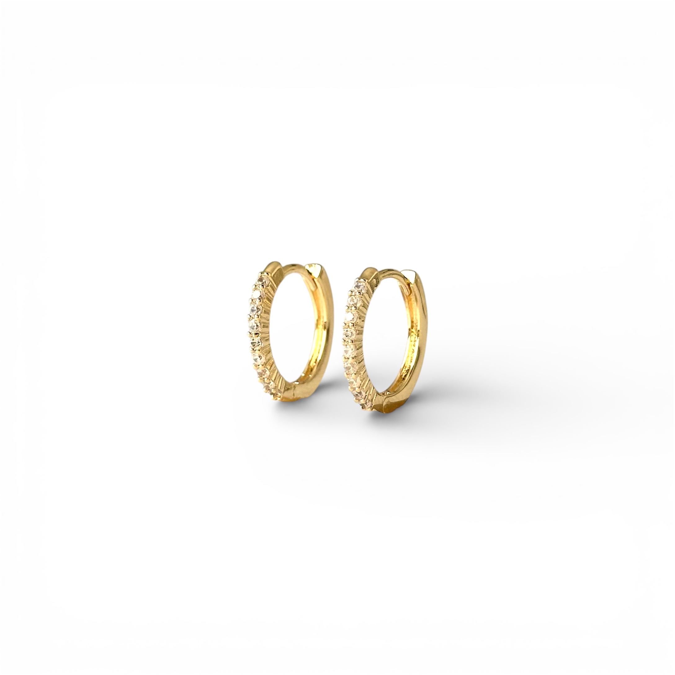 Brinco Argola Click Banhado a Ouro 18k com 1 Linha de Zircônias - 1,5cm