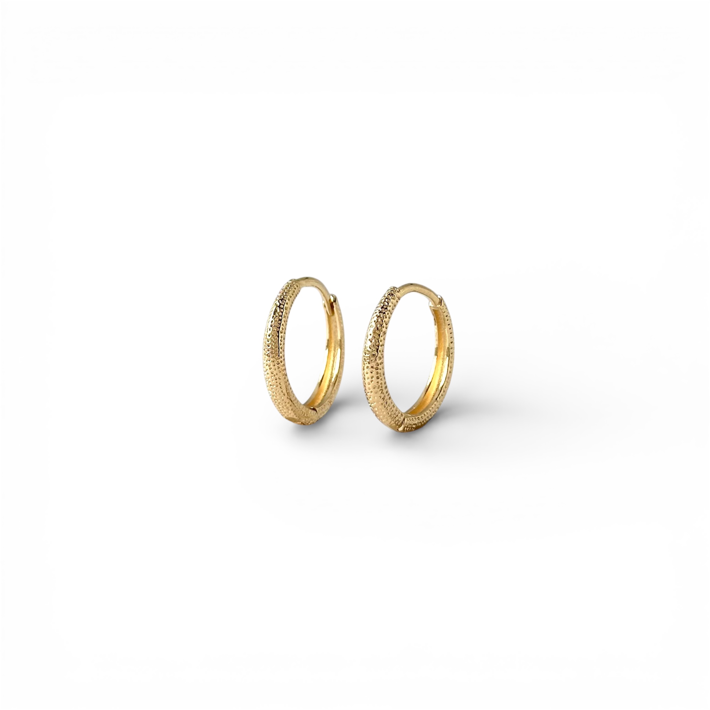Brinco Argola Trabalhada Banhado a Ouro 18k - 2,0cm
