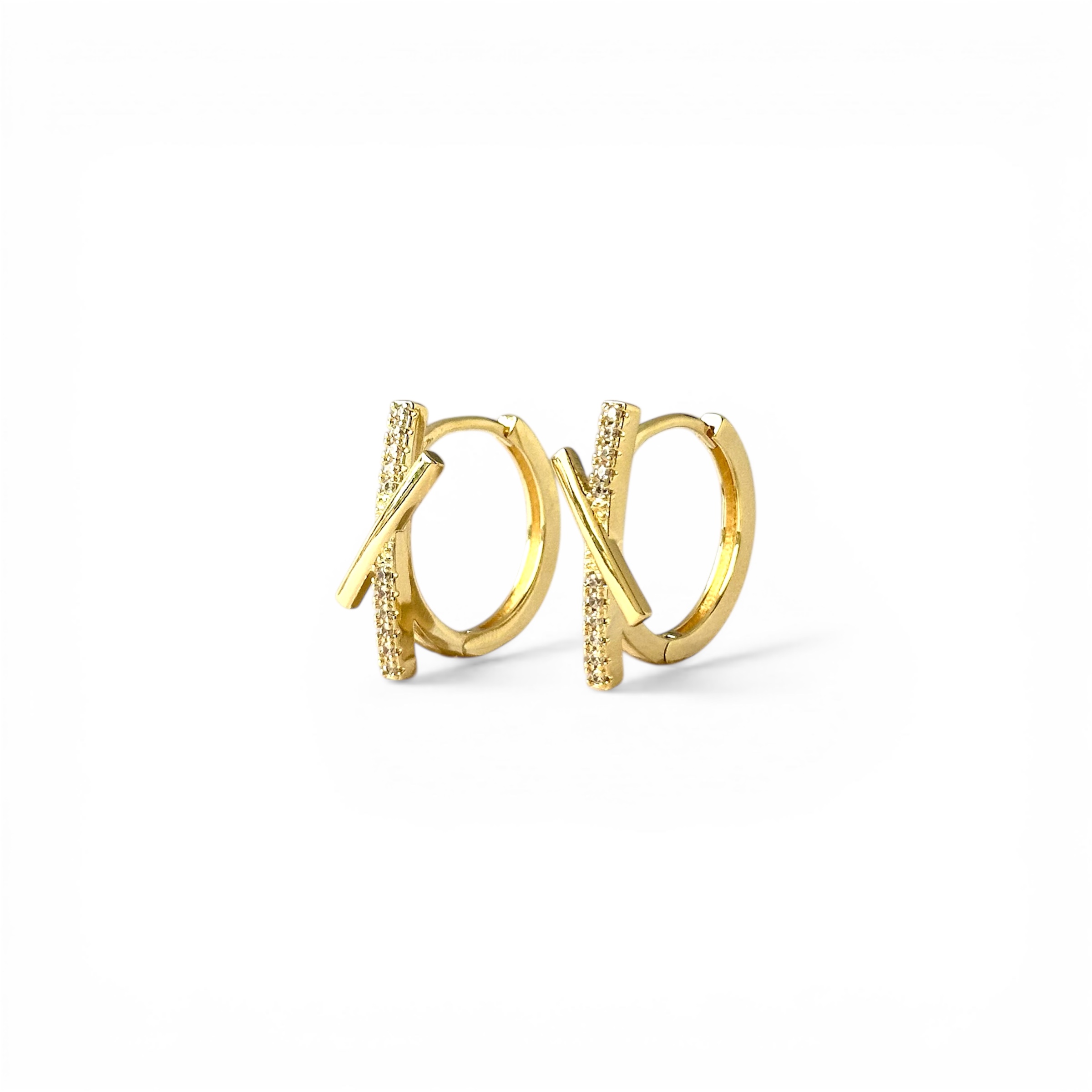 Brinco Argola Click com Detalhe em  ''X