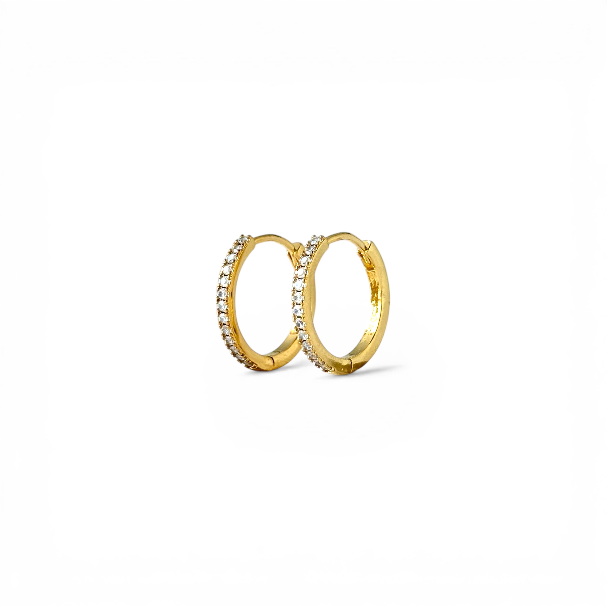 Brinco Argola Banhado a Ouro 18k com 1 Linha de Zircônias - 1,8cm