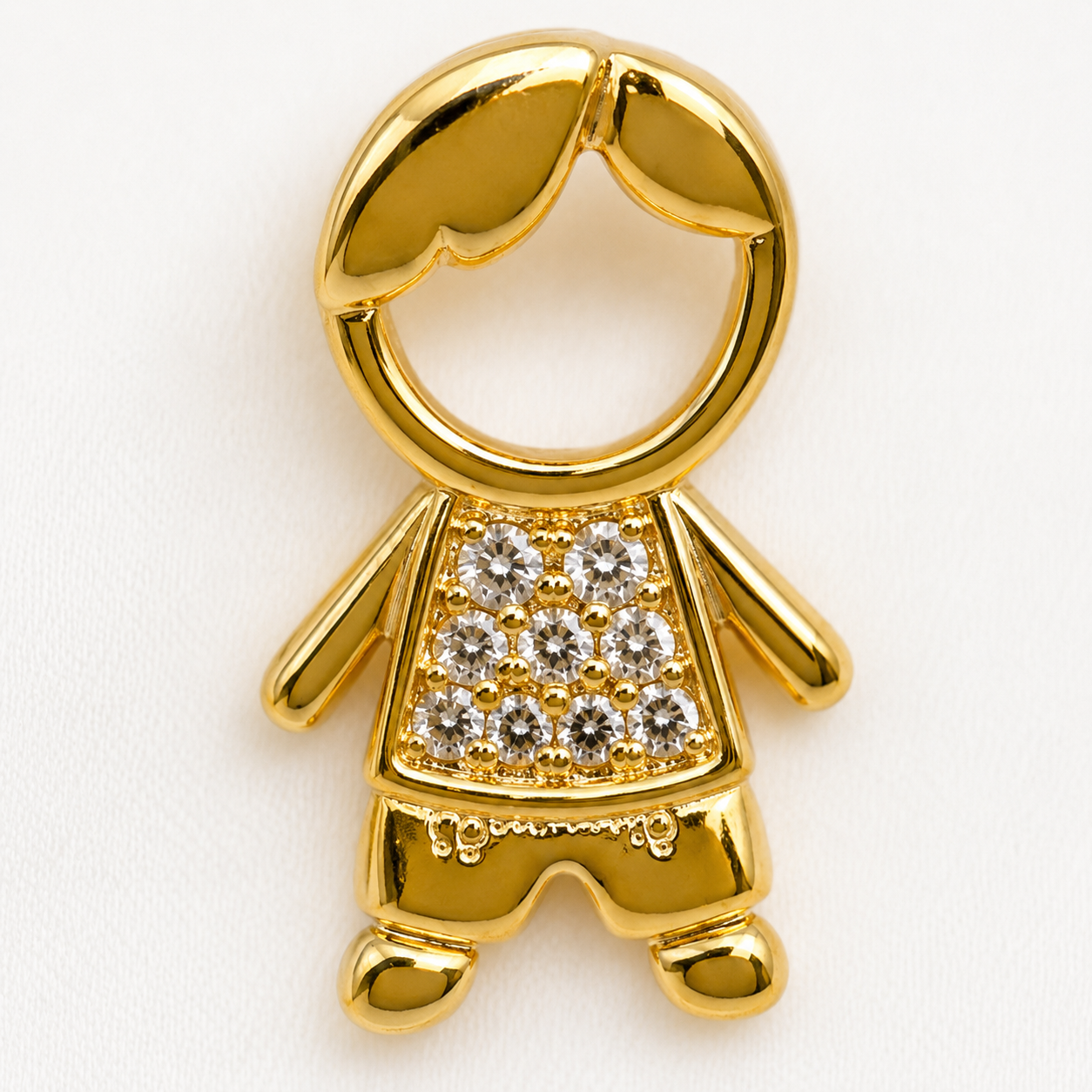 Pingente Menino Roupa Cravejada Banhado a Ouro 18k Passante com Zircônias