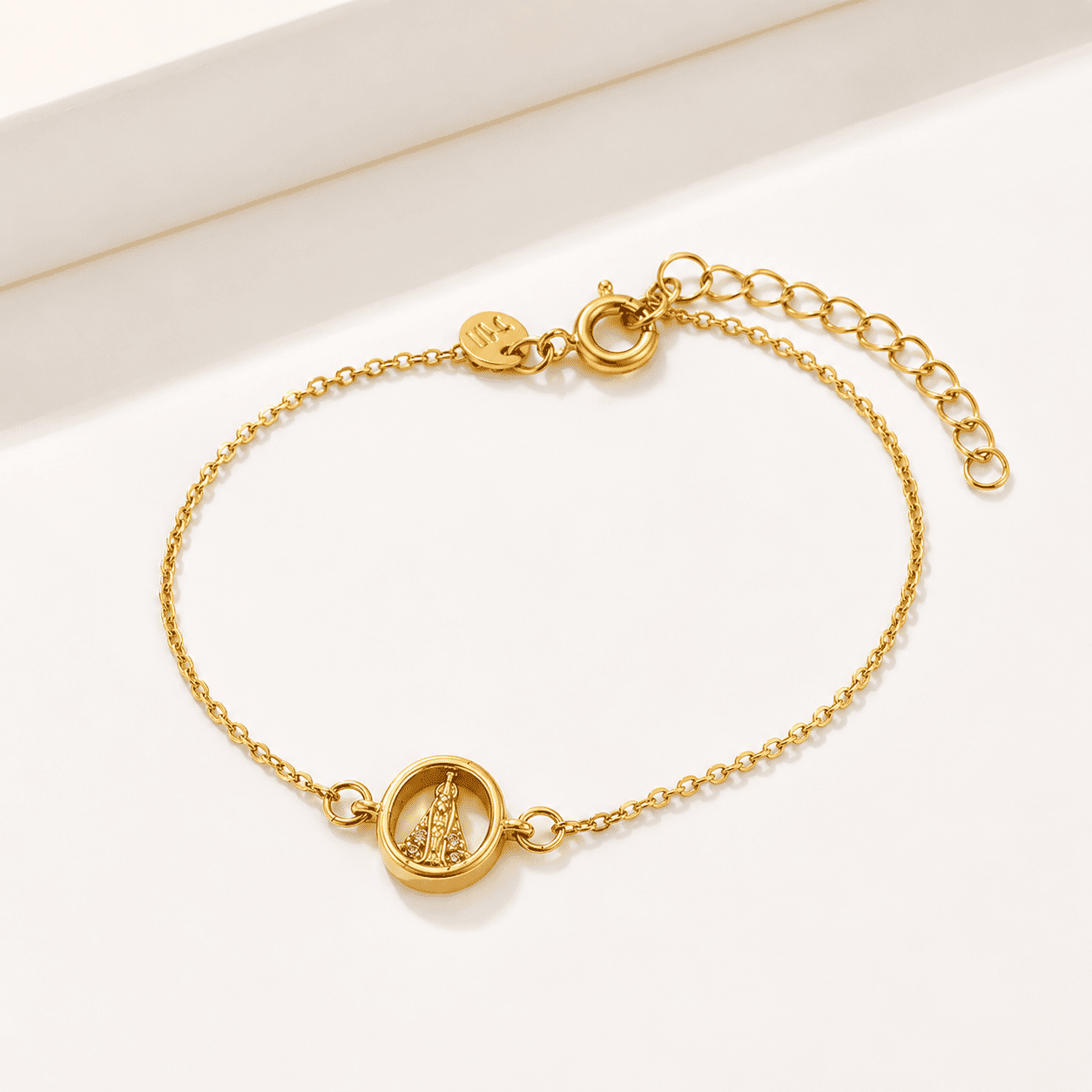 Pulseira Nossa Senhora com Medalha Redonda Banhada a Ouro 18k com Zircônias - 17cm + 5cm (alongador)