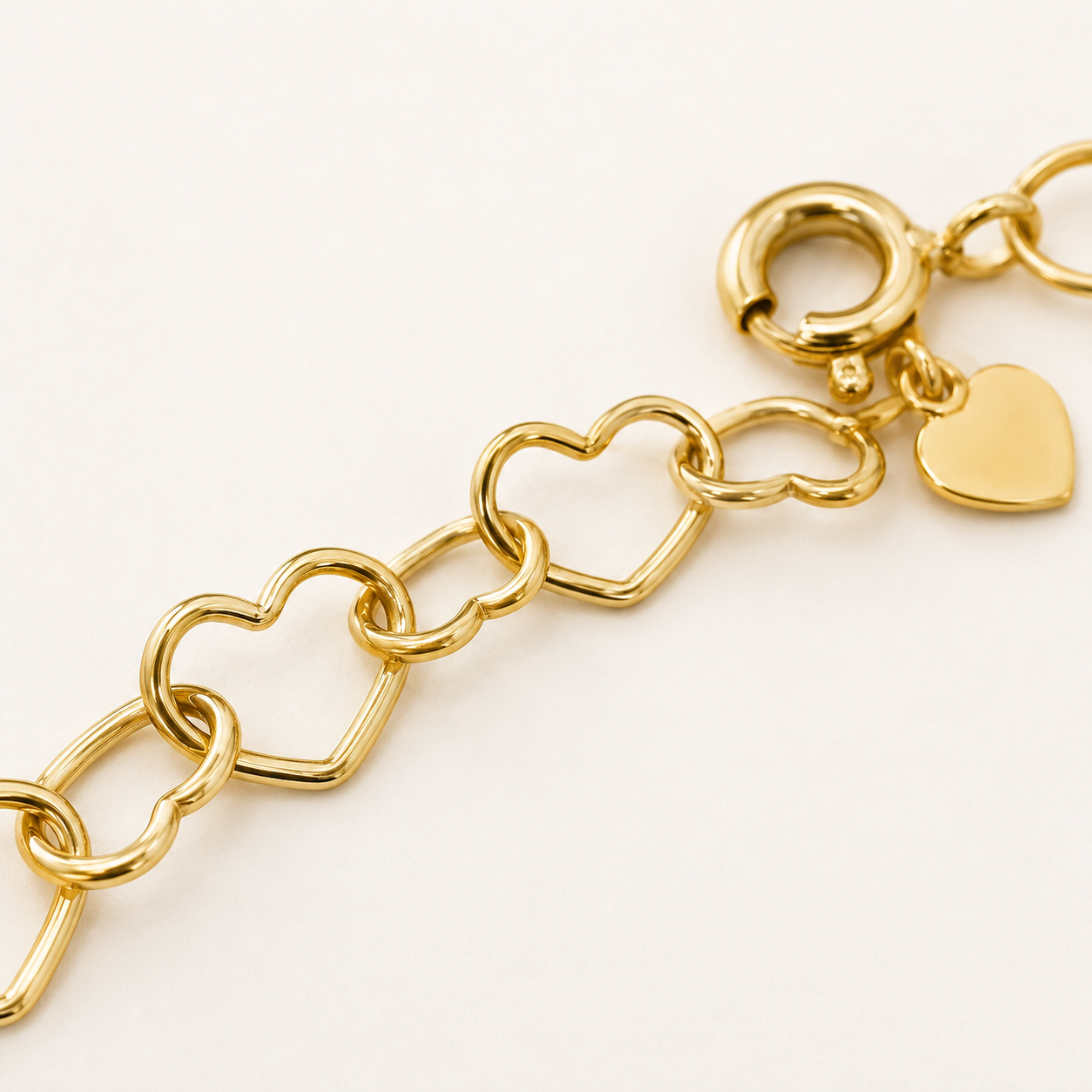 Pulseira Elos de Coração Banhada a Ouro 18k - 18cm