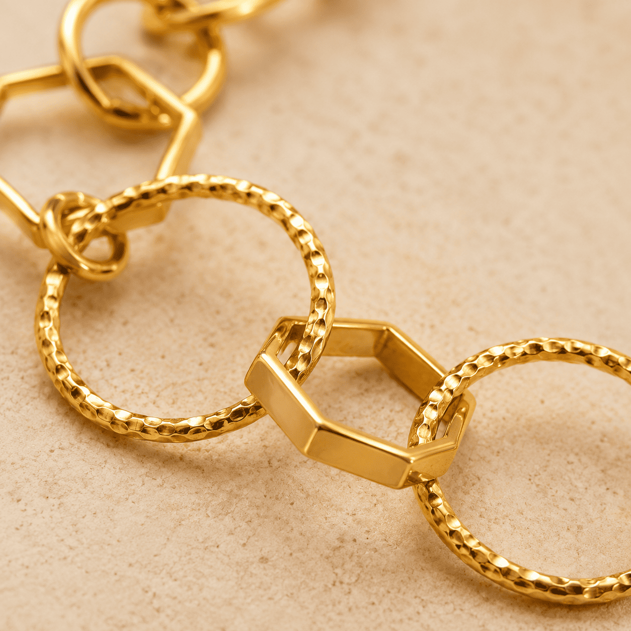 Pulseira Elos Geométricos Intercalados Banhada a Ouro 18k - 18cm + 5cm (alongador)