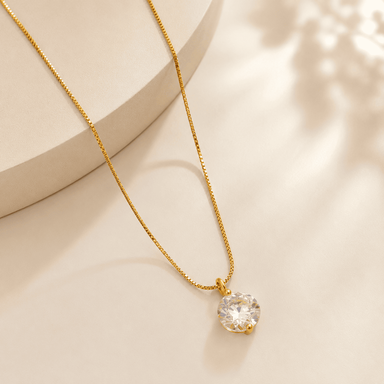 Colar Ponto de Luz com Detalhe Banhado a Ouro 18k com Zircônia - 8mm | 45cm + 5cm (alongador)