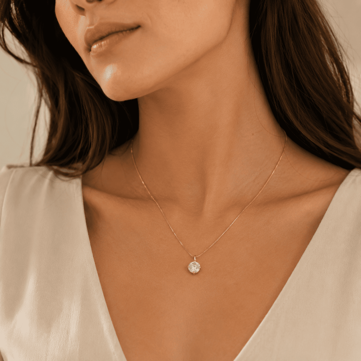 Colar Ponto de Luz com Detalhe Banhado a Ouro 18k com Zircônia - 8mm | 45cm + 5cm (alongador)
