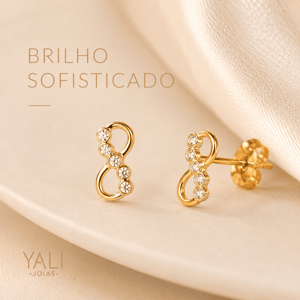 Brinco Infinito Banhado a Ouro 18k com Zircônias