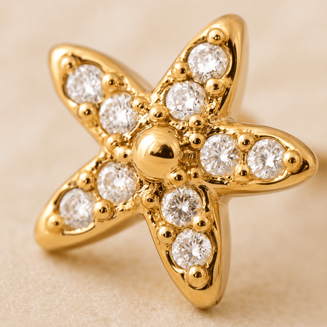 Brinco Estrela do Mar Banhado a Ouro 18k com Zircônias - 7mm