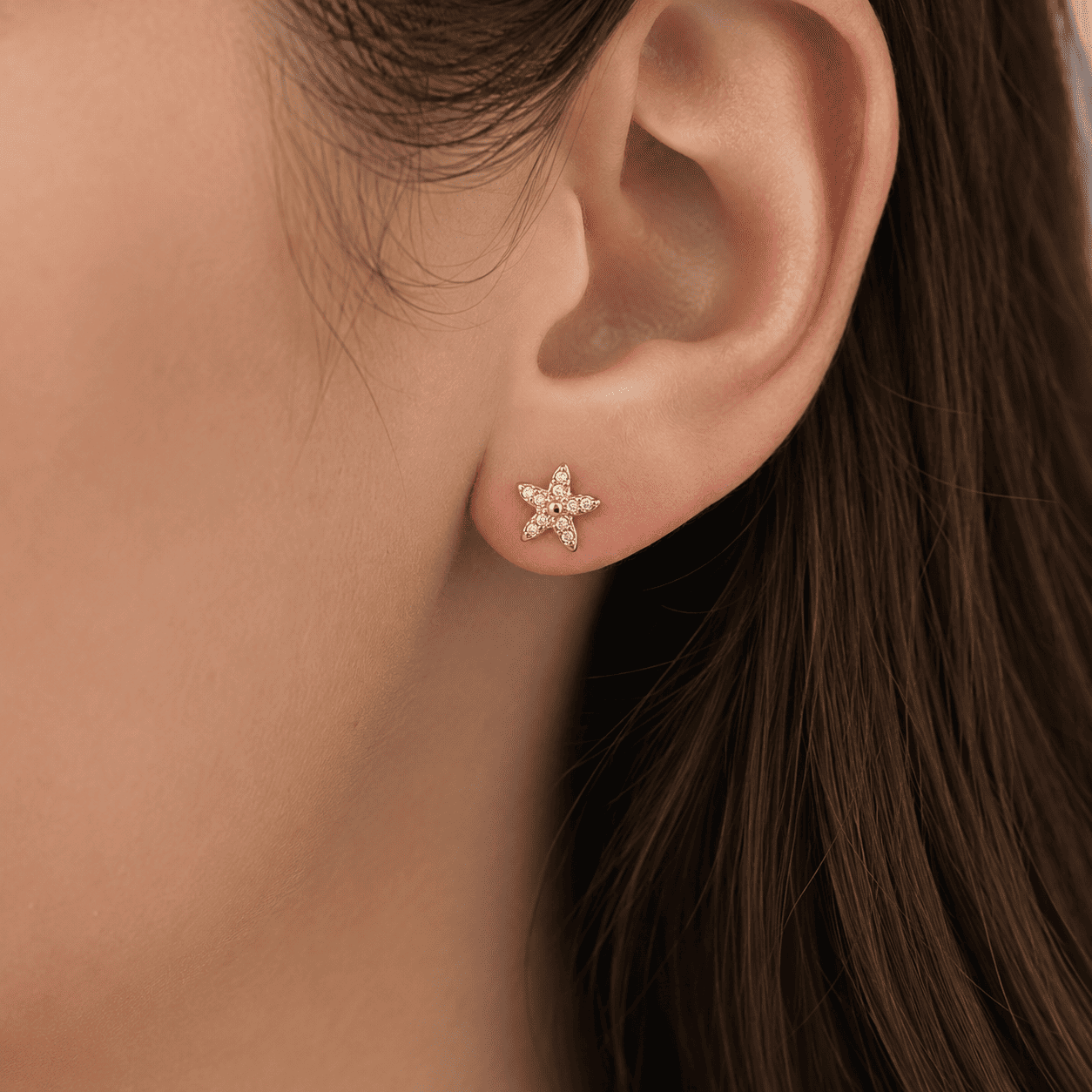 Brinco Estrela do Mar Banhado a Ouro 18k com Zircônias - 7mm