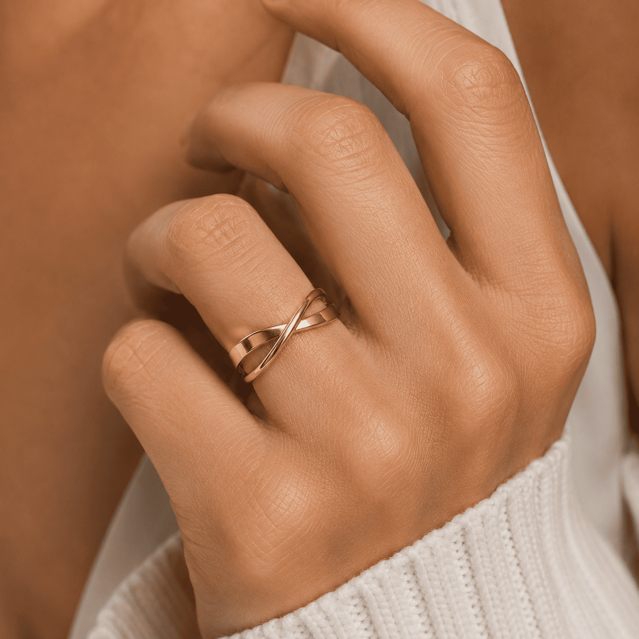 Anel X Liso Banhado a Ouro 18k Tam24