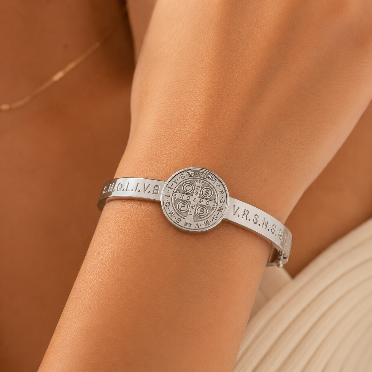 Pulseira Bracelete São Bento Folheado a Prata
