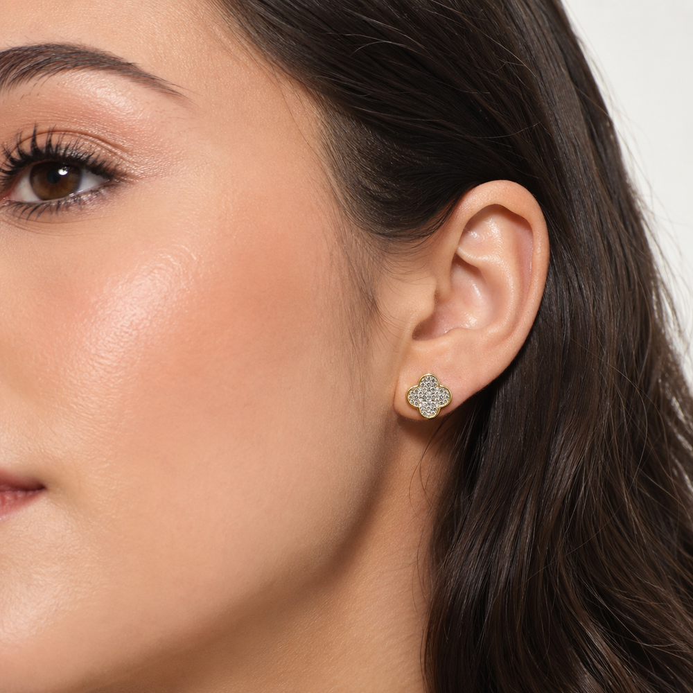 Brinco Trevo Cravejado Banhado a Ouro 18k com Zircônias - 1 cm