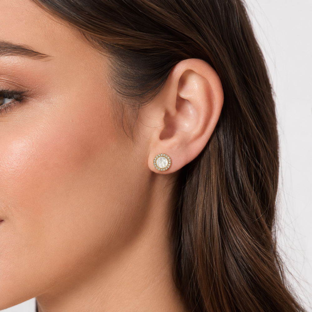 Brinco Circulo Cravejado Centro em Madrepérola Banhado a Ouro 18k com Zircônias - 8mm