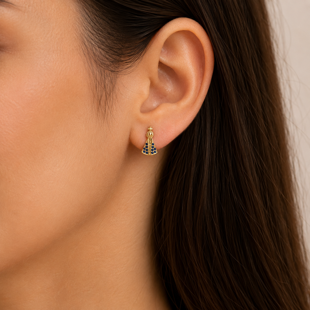 Brinco Nossa Senhora com 12 Pedras Banhado a Ouro 18k com Zircônias Azul - 1,3 cm