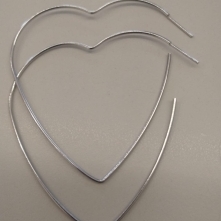 ARGOLA DE AÇO CORAÇÃO  5CM