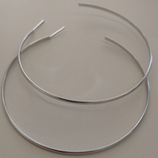 ARGOLA AÇO FINA 2MM ABAULADA 6CM