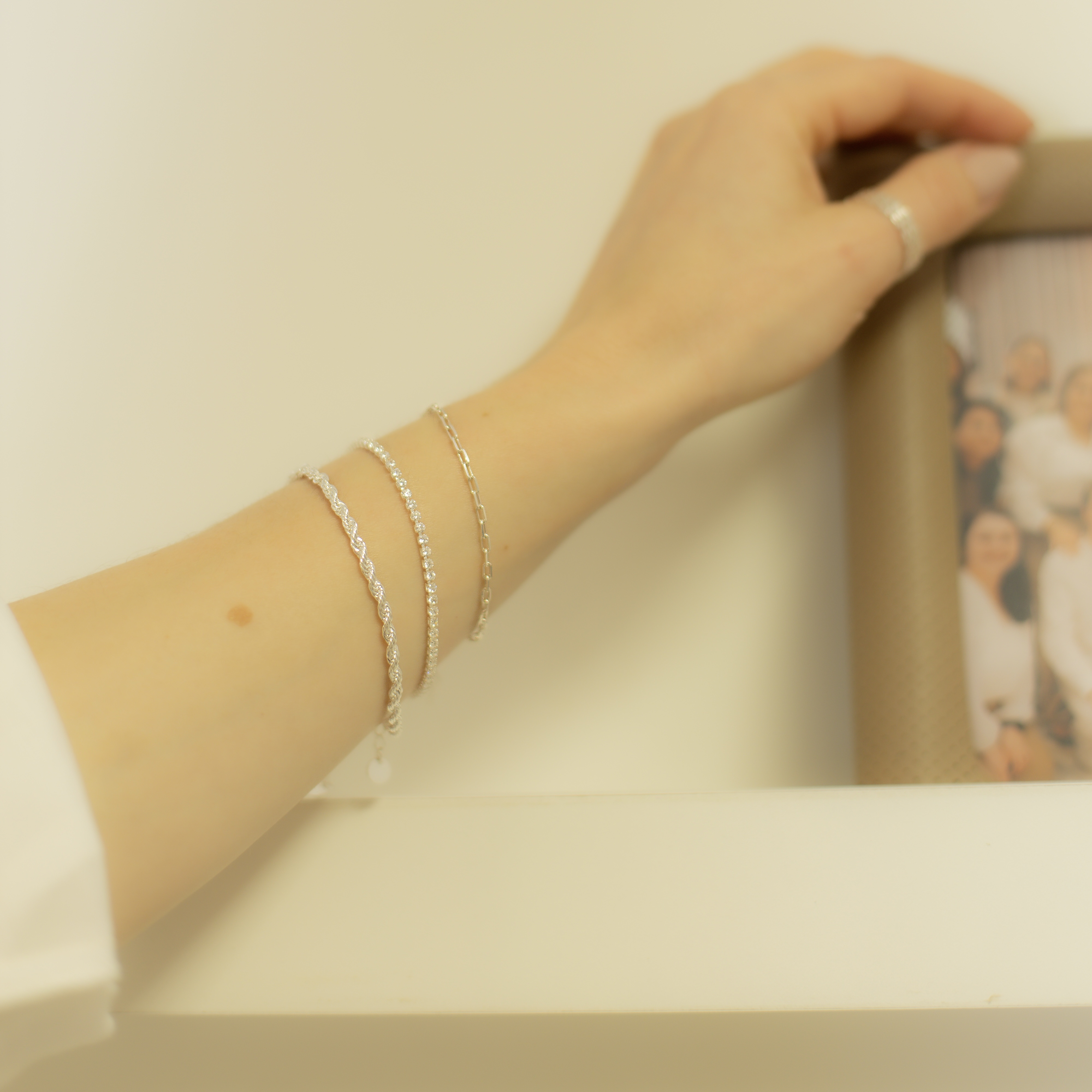 12.1964.0.S - Pulseira de elos insp. cartier liso pequeno
