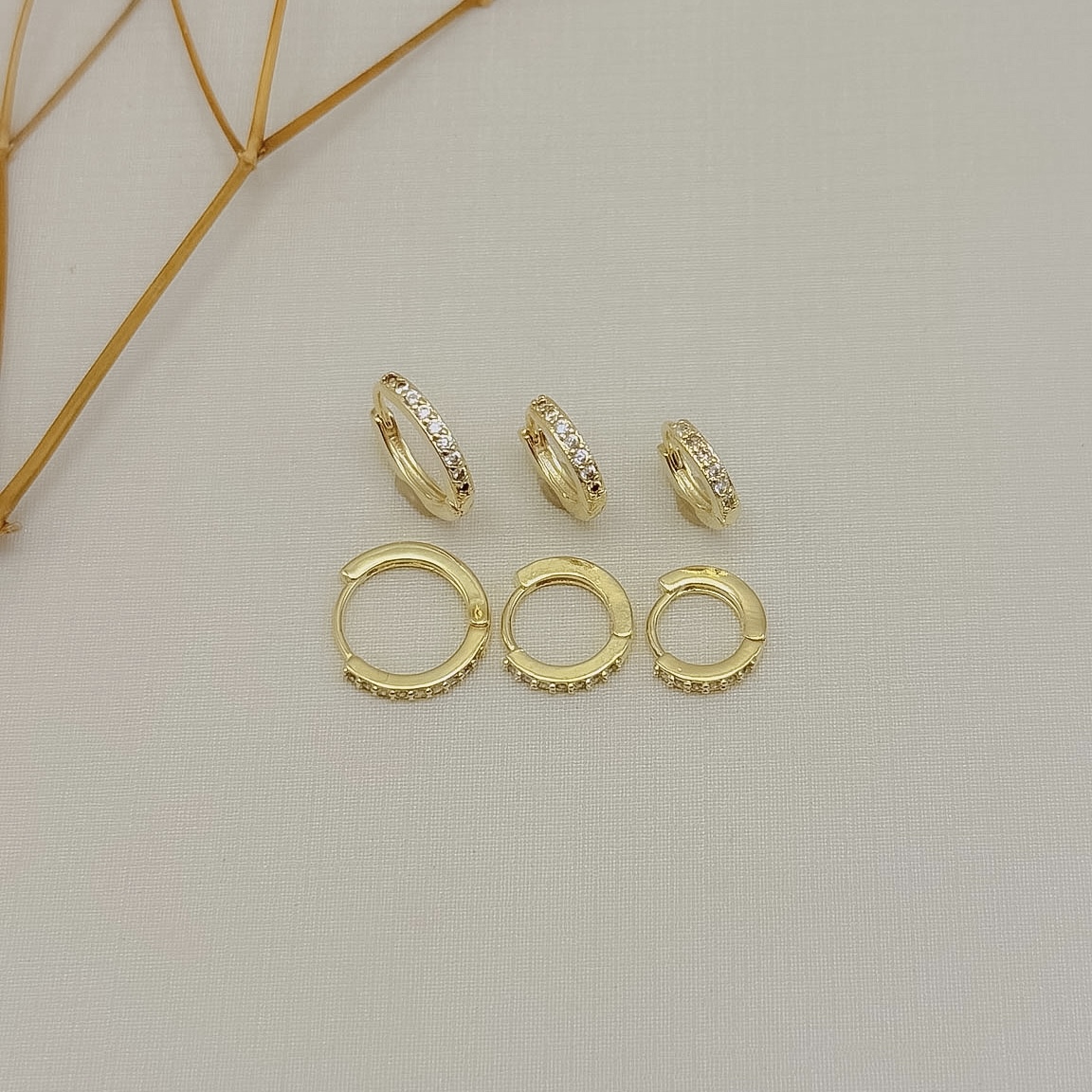 05.3214.1.O - Trio de argolas uma coluna de cravação com spikes simples