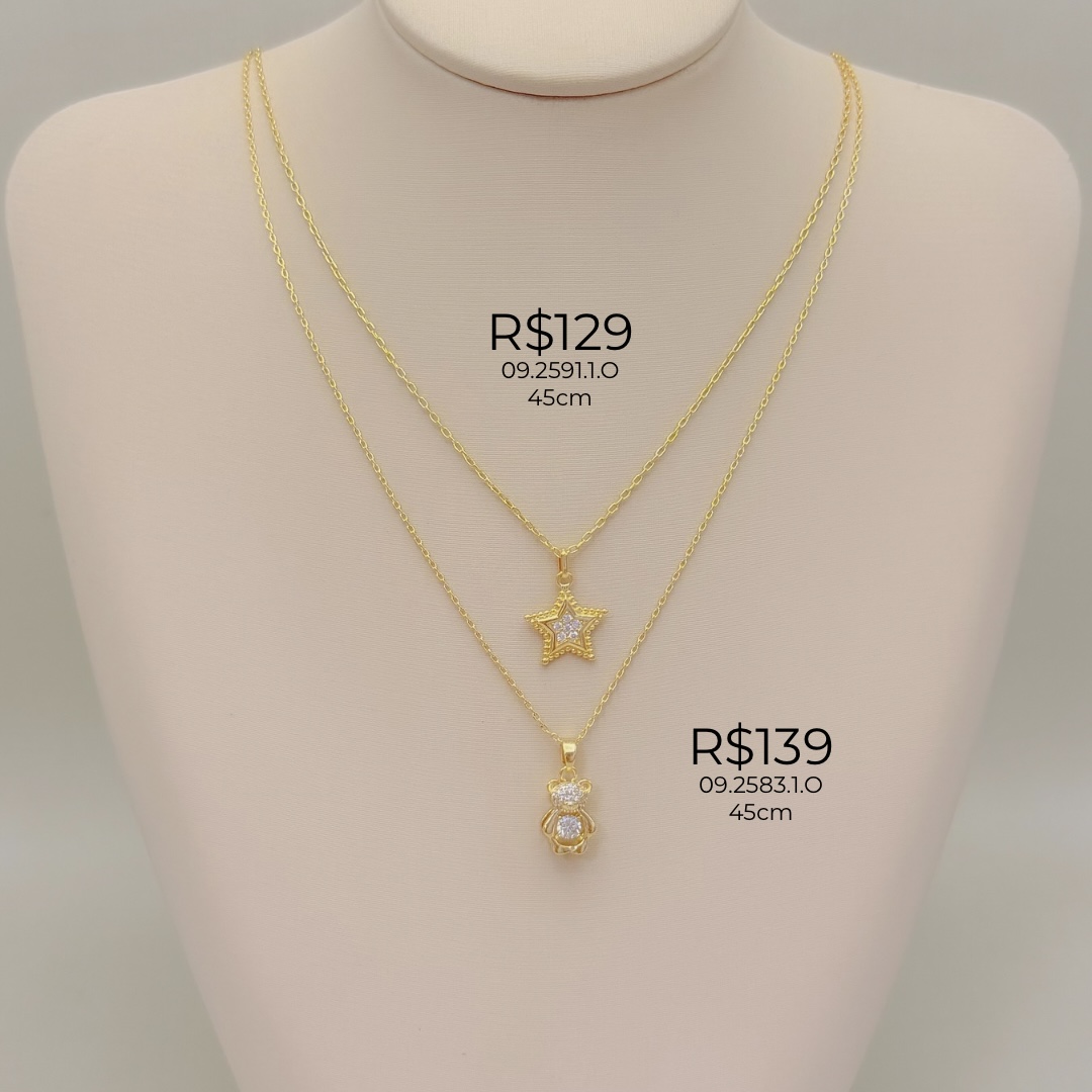 09.2591.1.O - (45) Colar em cartier com pingente de estrela com central cravejada e borda larga em efeito spikes