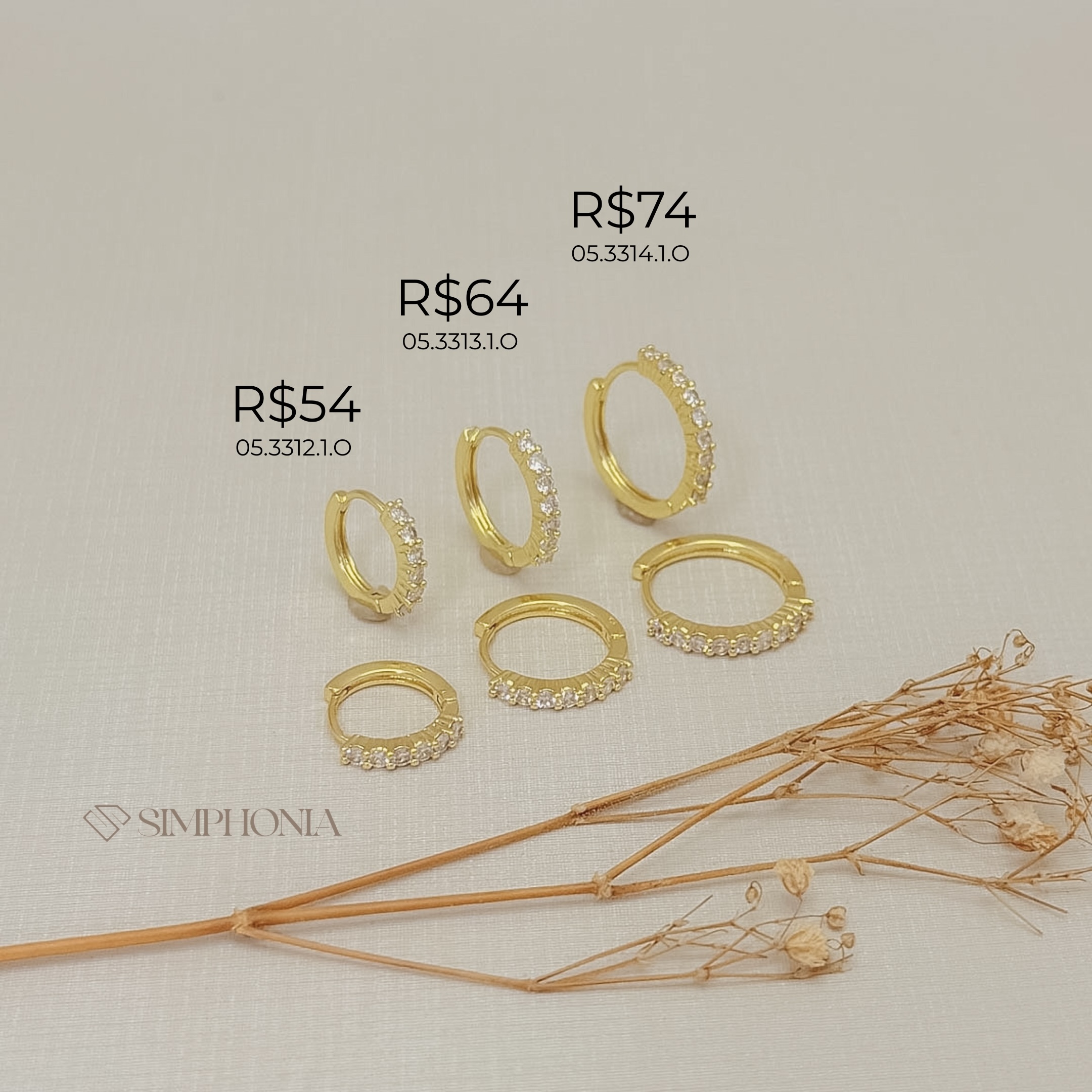 05.3312.1.O - (Tam. P) Argola de uma coluna de cravação em quatro garras com parte de trás lisa. Argola banhada a ouro.