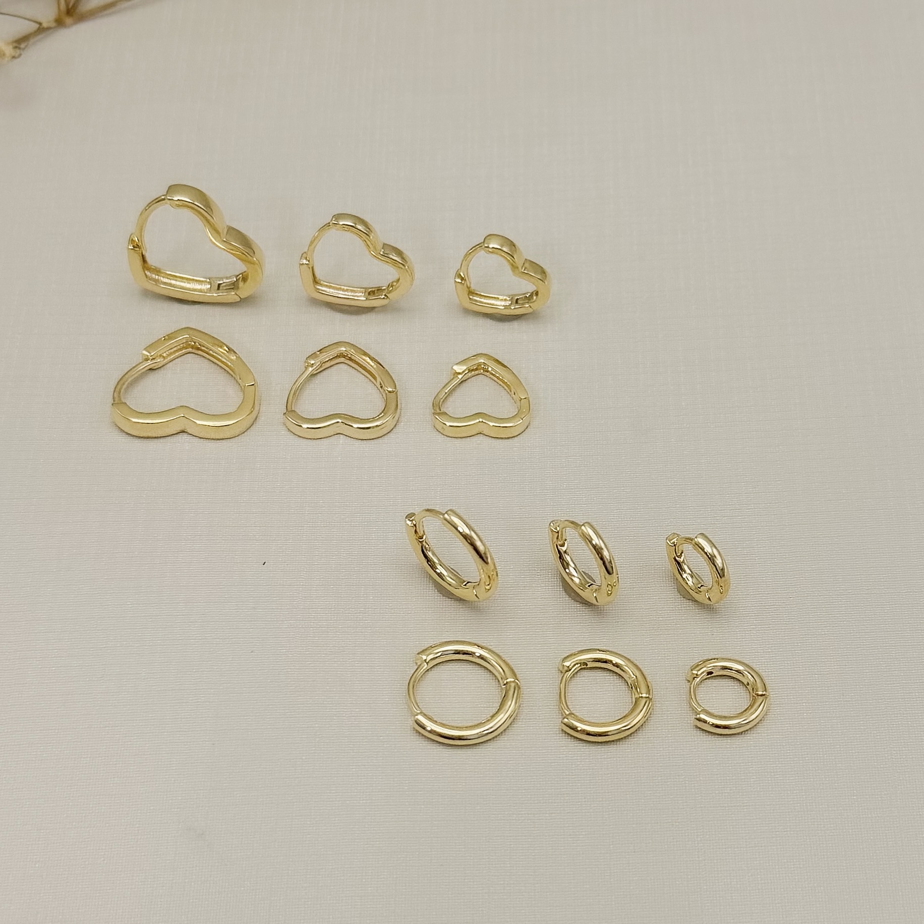 05.3175.0.O - Trio de argola em formato coração liso com borda reta