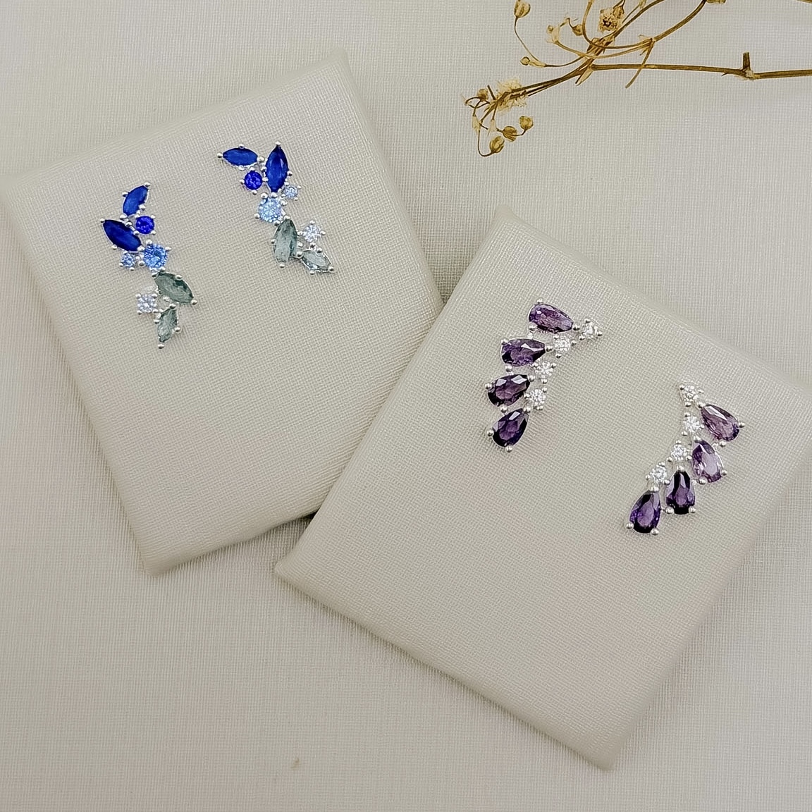06.1392.22.S - Brinco ear-cuff em quatro gotas e pontos de luz em estilo asa