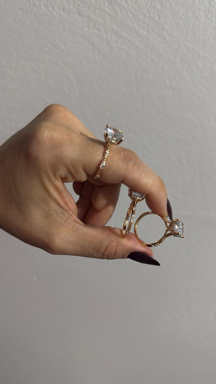 Anel Solitário 8mm Hastes Laterais e Aro em Microzircônia