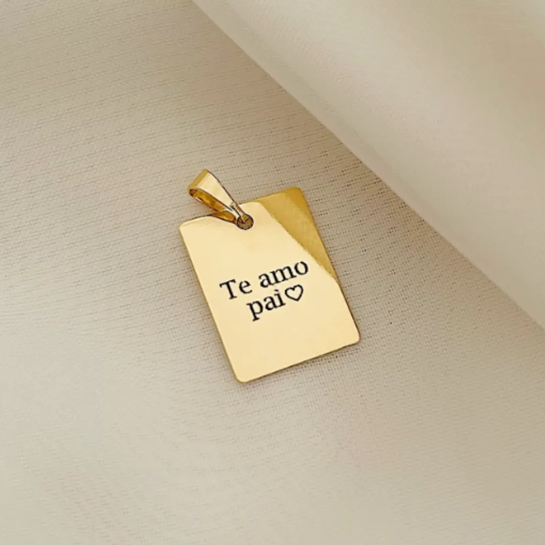 COLAR PERSONALIZADO PLAQUINHA 15X20MM DOURADO. 45CM DE COMPRIMENTO E 5CM DE REGULAGEM. BANHADOS A OURO 18K.