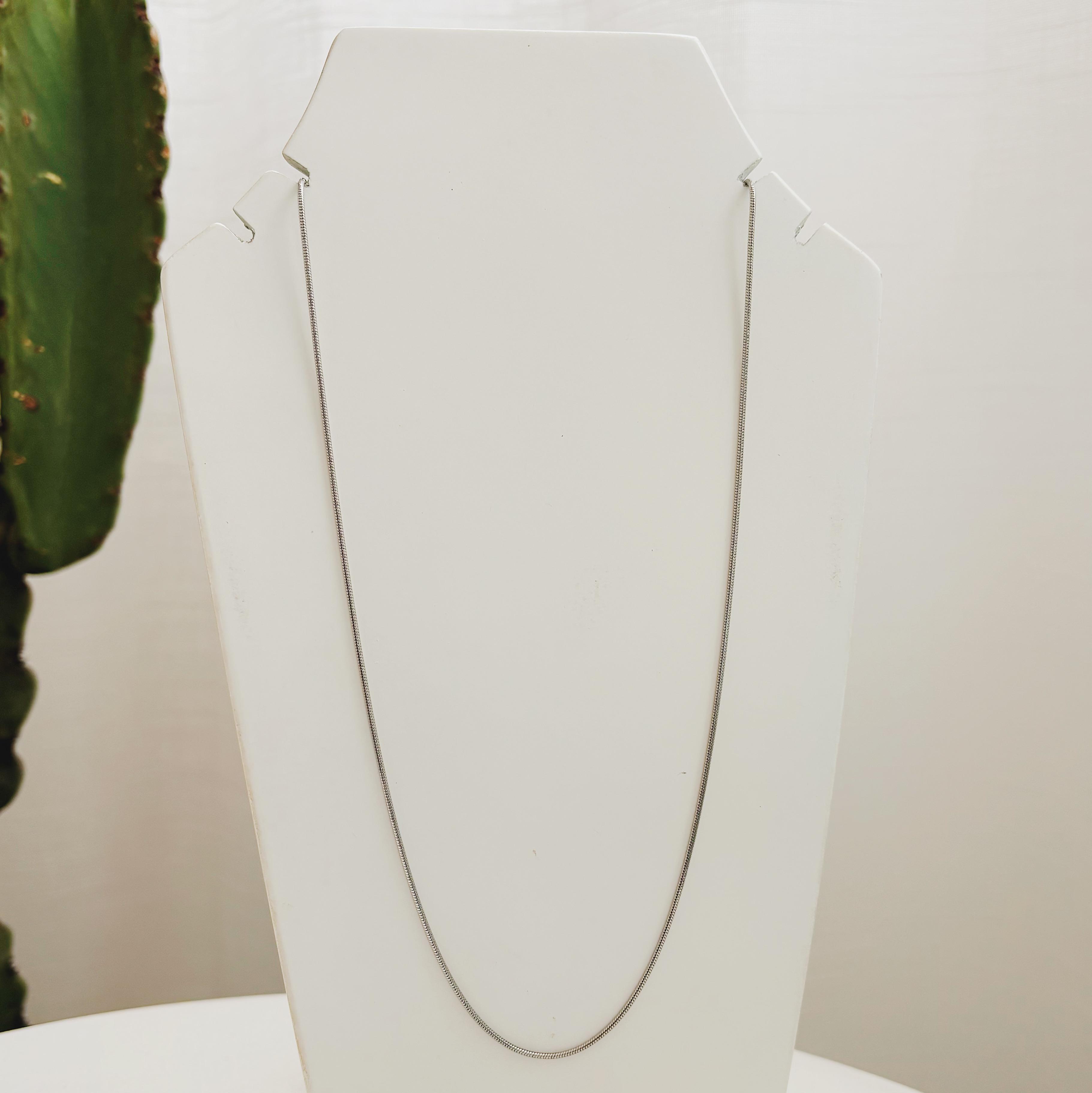 COLAR RABO DE RATO. 60CM DE COMPRIMENTO. EM AÇO INOX.