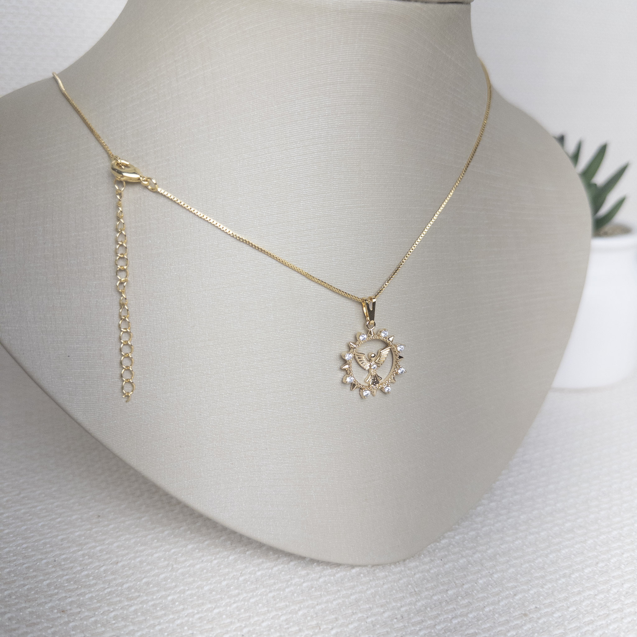 Colar Veneziana com Pingente Espírito Santo Com Zircônias Folheado a Ouro 18k