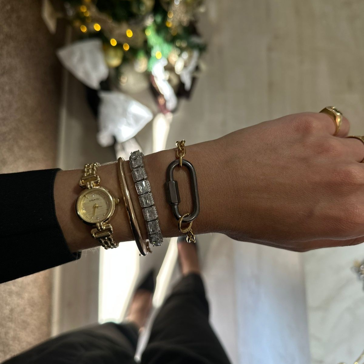 PULSEIRA CORRENTE FECHO CADEADO RÓDIO NEGRO BANHO OURO 18K