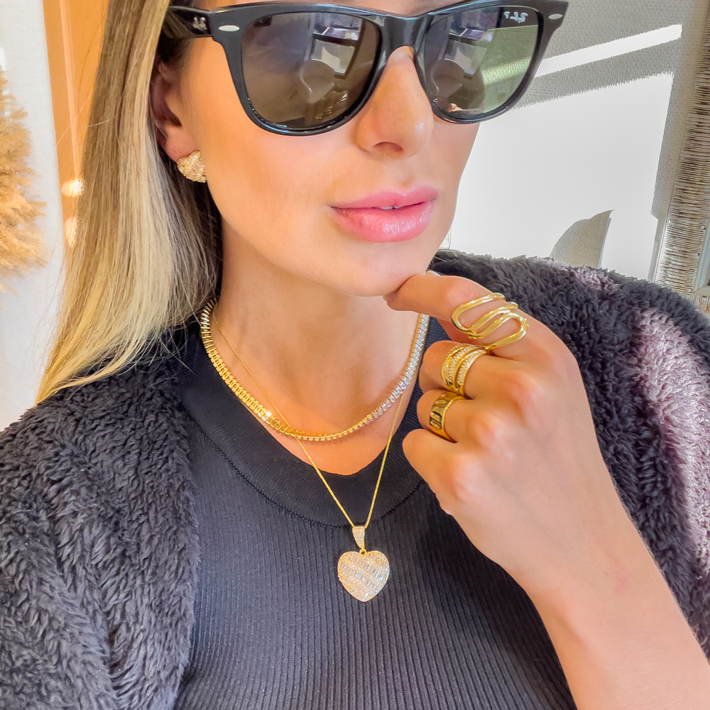 CONJUNTO CORAÇÃO COM ZIRCÔNIAS NAVETE CRISTAIS BANHO OURO 18K