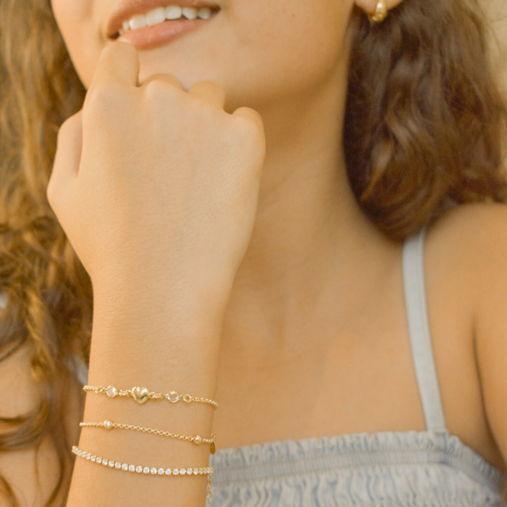 PULSEIRA INFANTIL CORAÇÃO E CRISTAL BANHO OURO 18K