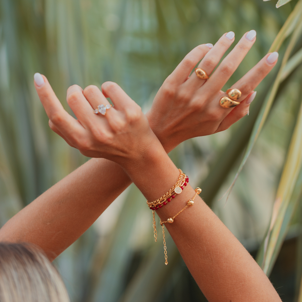 PULSEIRA BOLINHAS VINHO BANHO OURO 18K