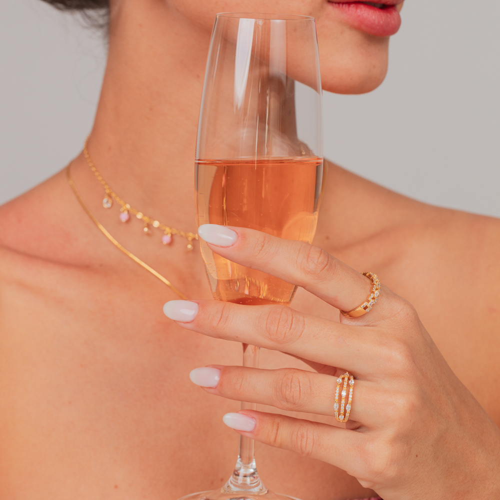 ANEL CORRENTE CRAVEJADA BANHO OURO 18K