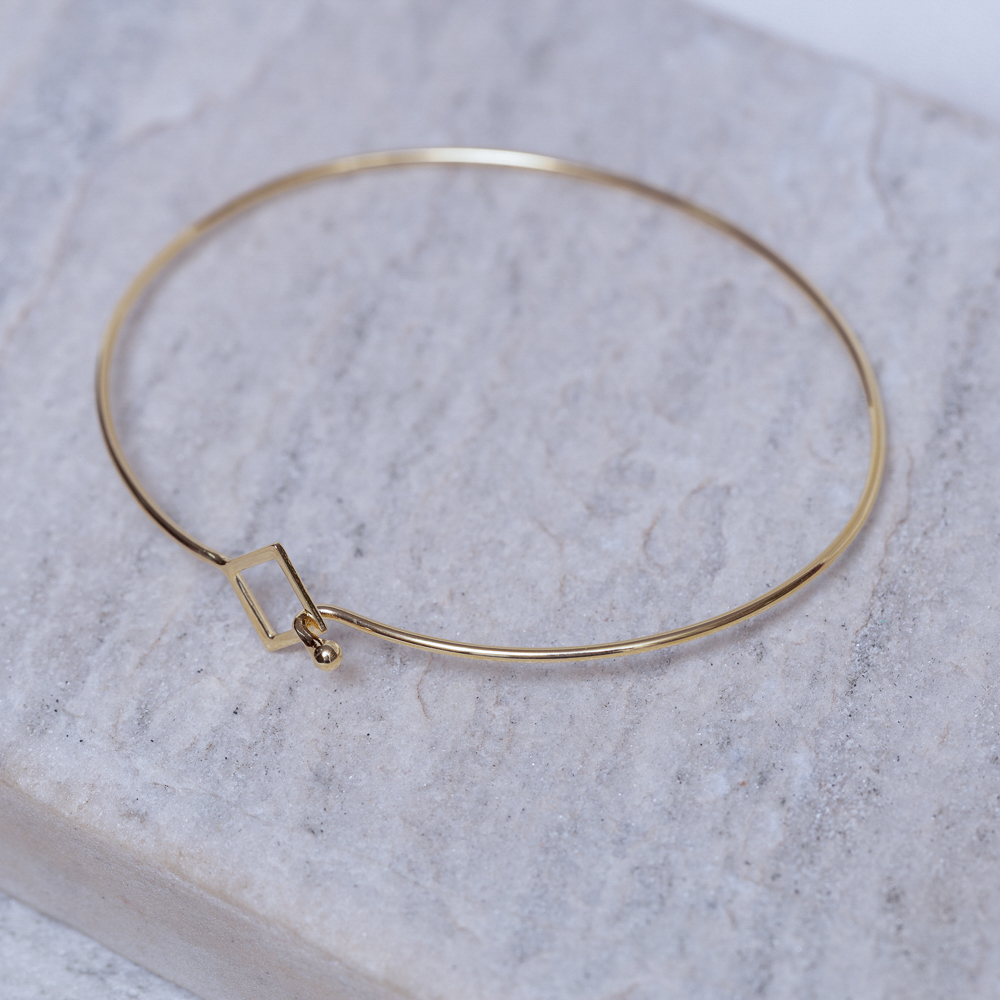 BRACELETE FINO COM FECHO LOSANGO BANHO OURO 18K