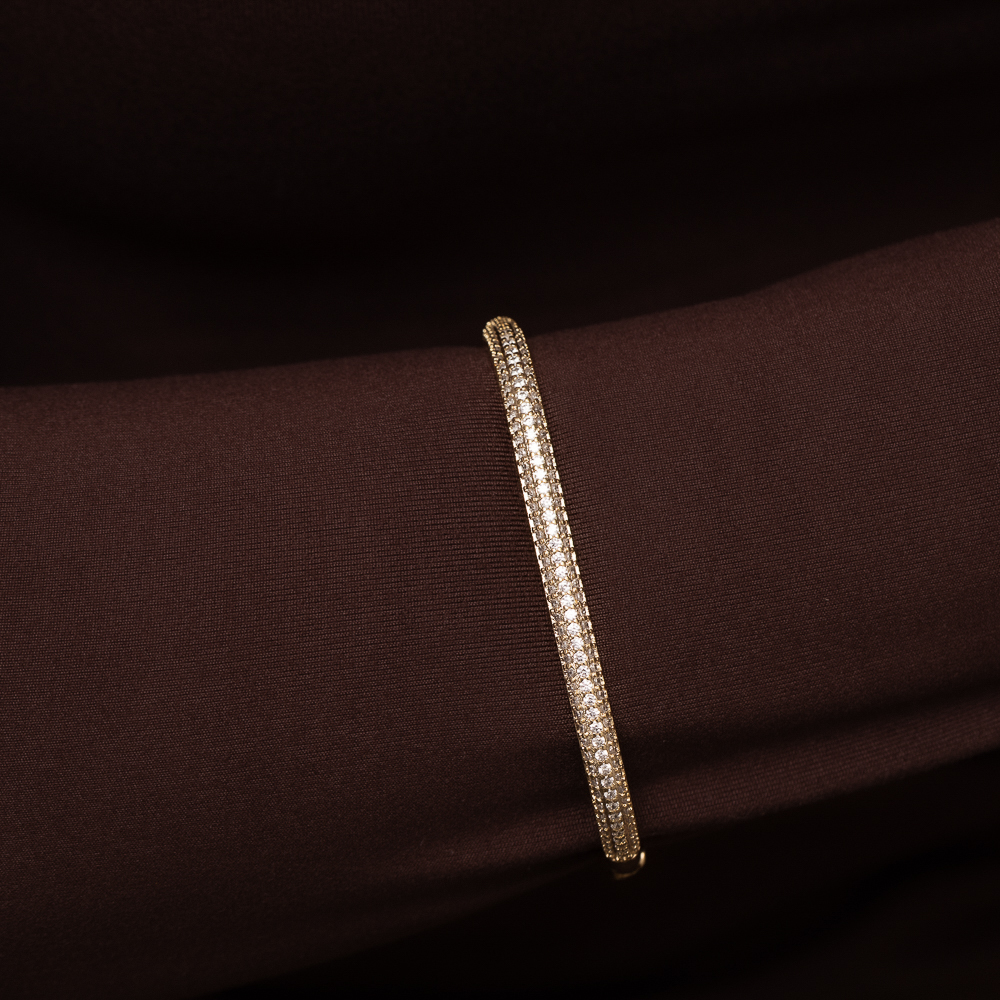 BRACELETE QUADRADO CRAVEJADO CRISTAL BANHO OURO 18K