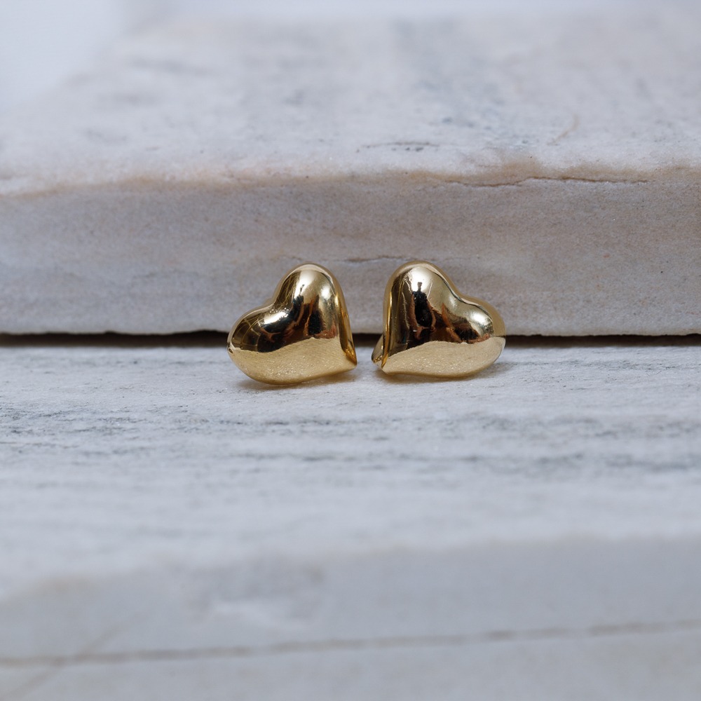 BRINCO ARGOLA CORAÇÃO IRREGULAR BANHO OURO 18K